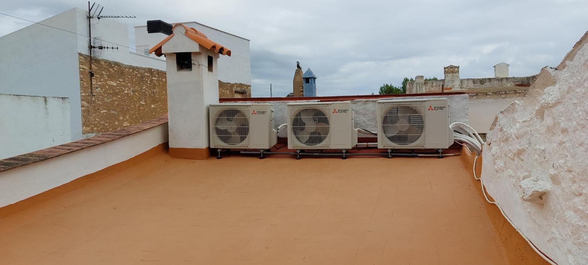 Casa De Pueblo Encantadora En San Jordi, Castellon San Jorge  Bilik gambar